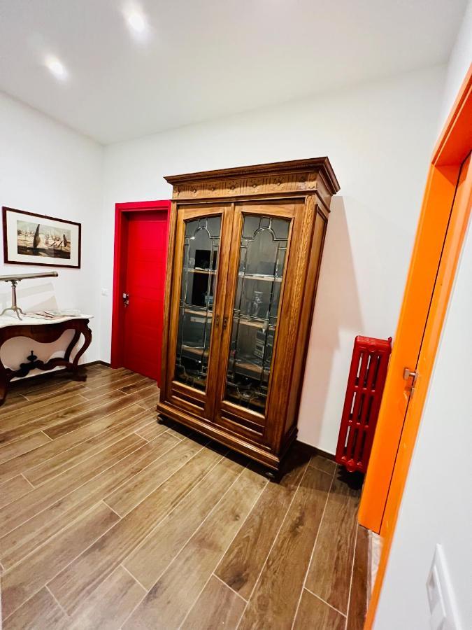 B&B Letterario Palazzo Pistocchi Терамо Экстерьер фото