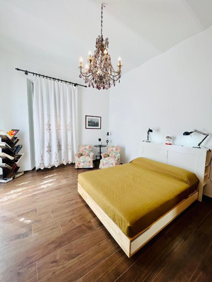 B&B Letterario Palazzo Pistocchi Терамо Экстерьер фото